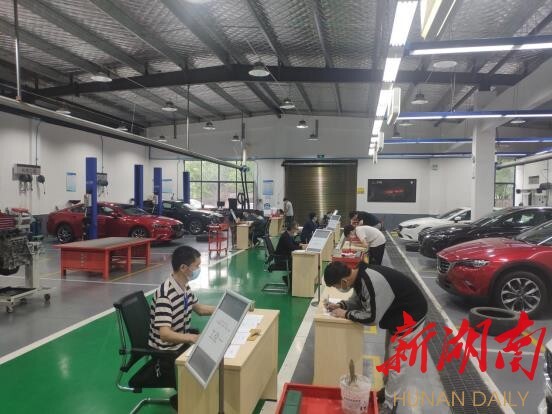 说明: https://s-image.hnol.net/x/640x0/auto/https:/img2.voc.com.cn/2022/05/29/5001f8cf6c69a80d3f57925b98fde58b5dc5f43f1653787259.jpg