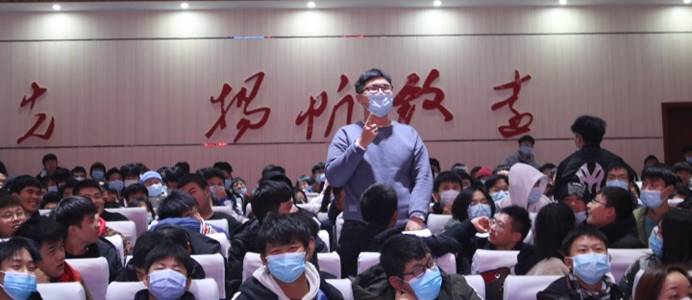 IMG_7915_WPS图片
