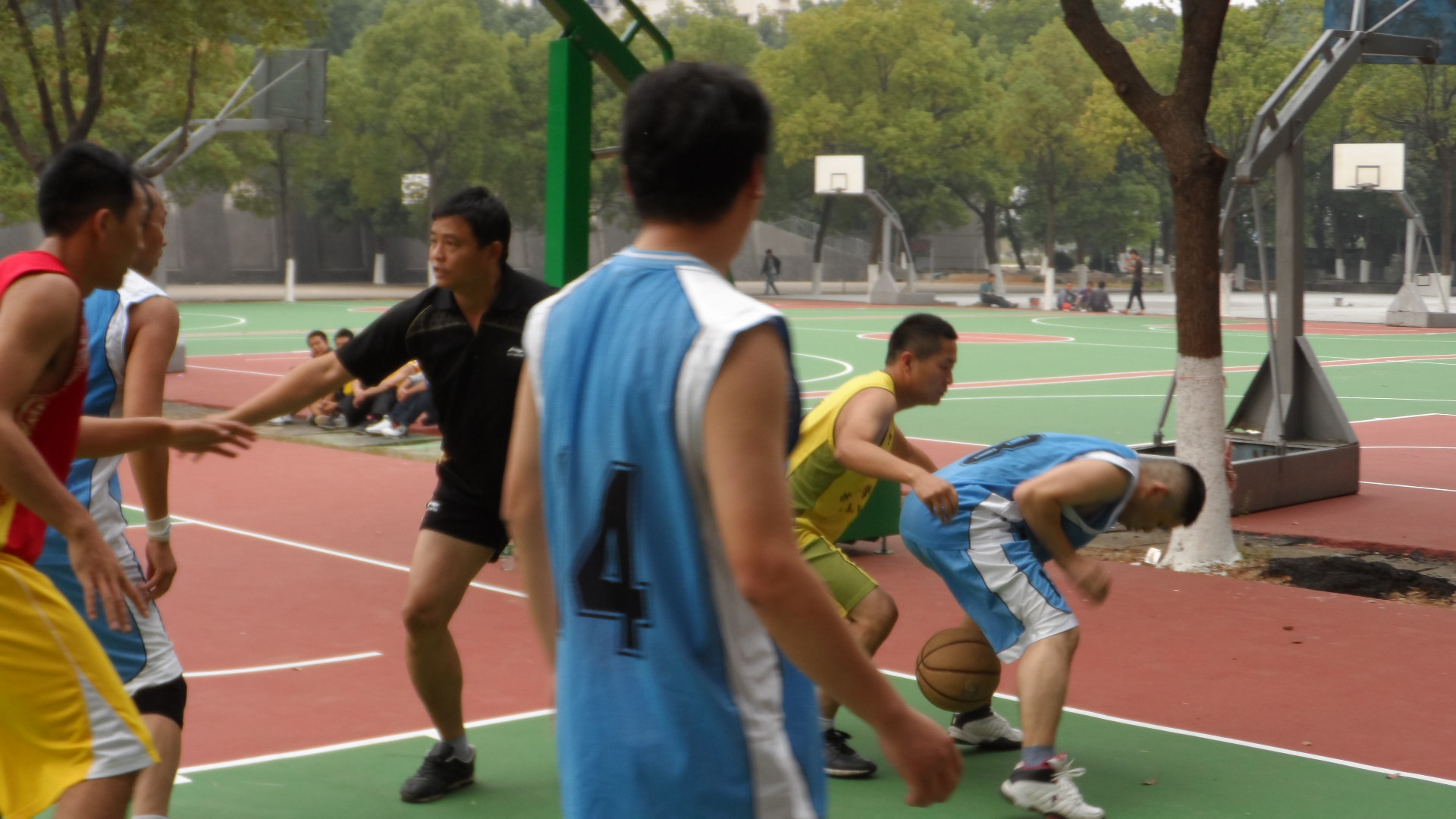 围追堵截